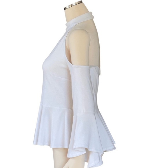 NWOT Boston Proper Women's Cold Shoulder Keyhole Peplum White Top Size Small - Picture 4 of 8